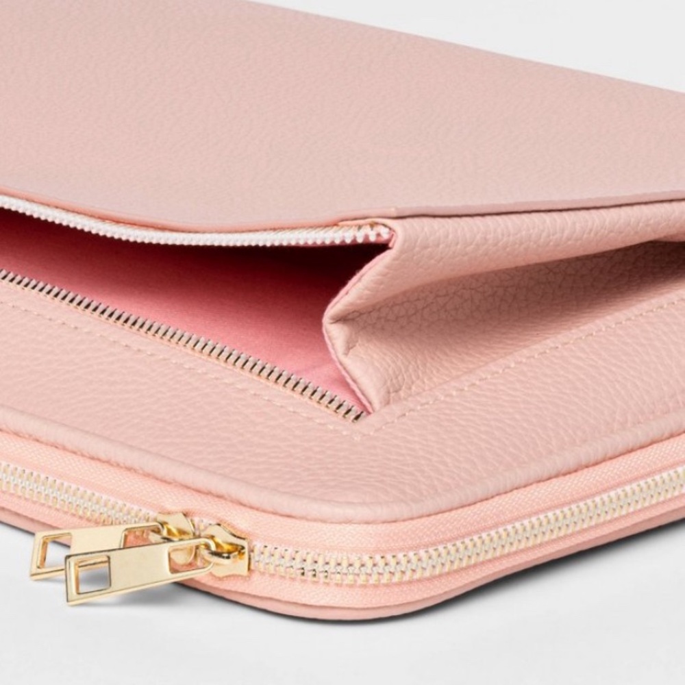 ✨Laptop Tech Storage Pouch✨
